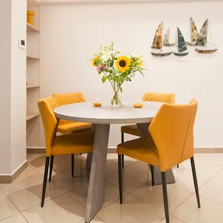 Apartment Pleasure Project Athens